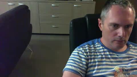 Snapshot of zultem chatting on October 14, 3:46 am zultem online show from October 14, 3:46 am