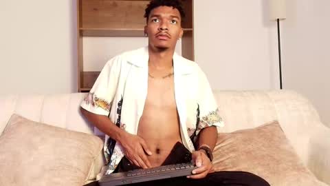 Snapshot of zuluflame chatting on October 17, 9:41 pm Marcelo Torres online show from October 17, 9:41 pm