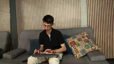 Zyro Nigth online show from November 13, 11:30 pm