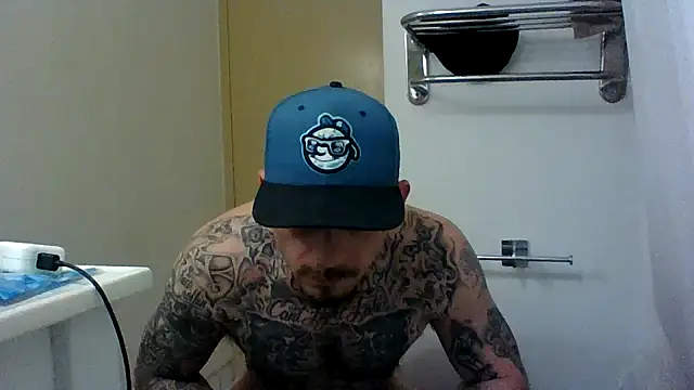 Snapshot of DADDY_KANE8--- chatting on January 9, 10:20 am DADDY KANE8--- online show from January 9, 10:20 am
