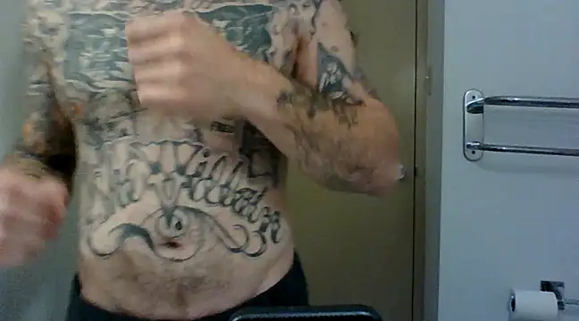 Snapshot of DADDY_KANE8--- chatting on December 17, 1:49 pm DADDY KANE8--- online show from December 17, 1:49 pm