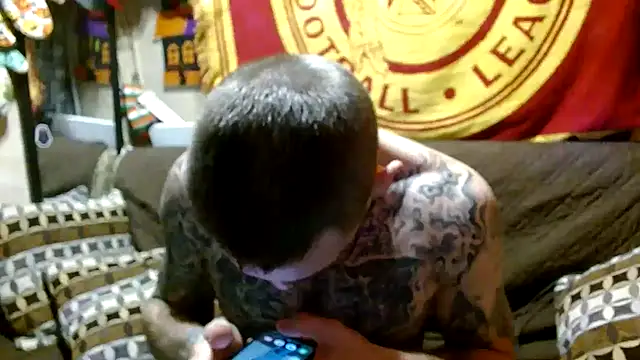 Snapshot of DADDY_KANE8--- chatting on January 23, 1:35 pm DADDY KANE8--- online show from January 23, 1:35 pm