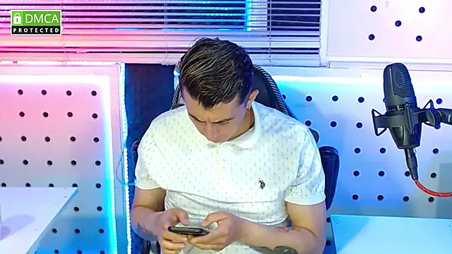 Darko0717 online show from October 25, 2:19 pm