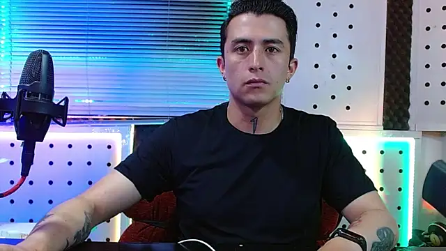 Darko0717 online show from April 9, 12:52 am