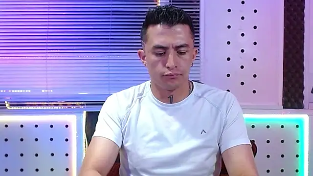 Darko0717 online show from April 14, 12:55 am