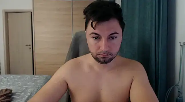 Snapshot of HankMalone chatting on February 16, 4:53 am HankMalone online show from February 16, 4:53 am