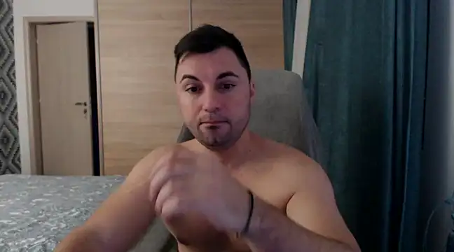 Snapshot of HankMalone chatting on January 2, 6:34 pm HankMalone online show from January 2, 6:34 pm