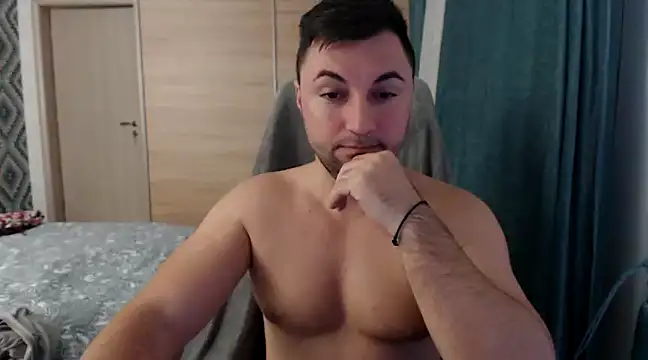 Snapshot of HankMalone chatting on January 5, 7:28 pm HankMalone online show from January 5, 7:28 pm