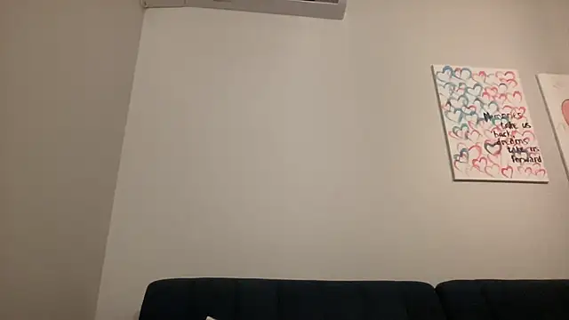 Snapshot of Sasha__Love chatting on January 18, 11:44 pm Sasha Love online show from January 18, 11:44 pm