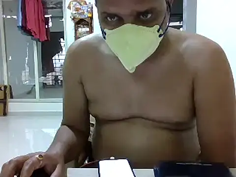 Snapshot of rajstrip12650 chatting on February 6, 12:59 pm rajstrip12650 online show from February 6, 12:59 pm