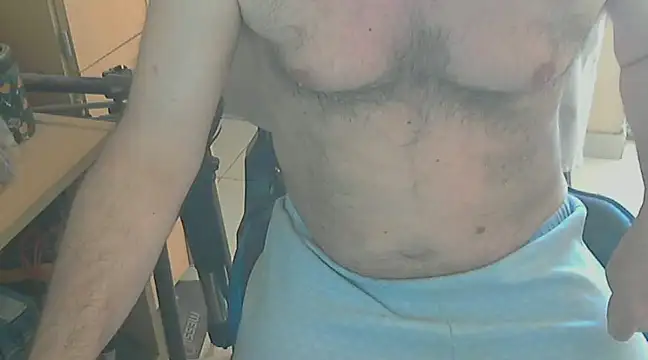 Snapshot of angelgarcia269 chatting on December 8, 11:35 am angelgarcia269 online show from December 8, 11:35 am