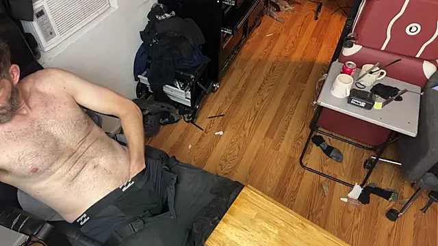 leanjamesdean online show from March 27, 11:05 pm