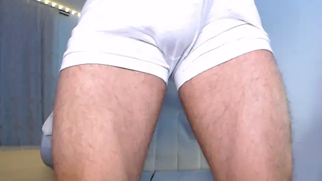 taylor cruz online show from April 8, 7:08 am