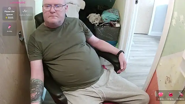 FriendlyDave online show from March 8, 10:50 am