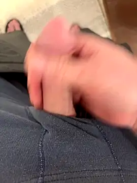 Snapshot of madman11222 chatting on September 29, 3:05 am madman11222 online show from September 29, 3:05 am