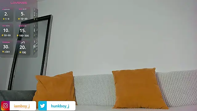 FitnessMaleModel online show from January 24, 9:05 pm