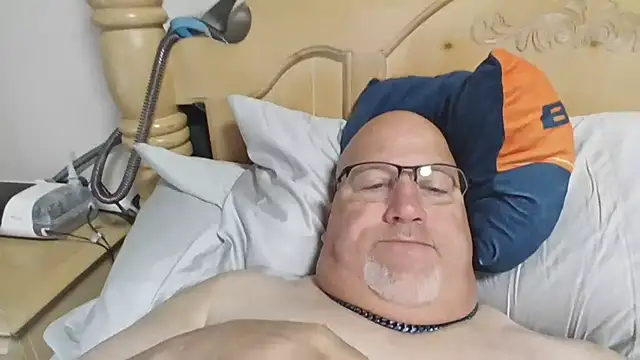 Bigbear0563 online show from March 26, 4:11 pm