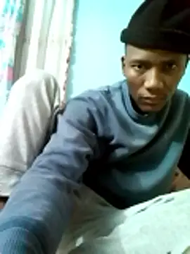 zayona1 online show from March 6, 10:40 pm