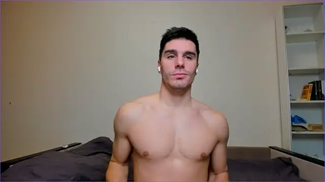 Snapshot of sam_huston chatting on January 9, 12:14 am sam huston online show from January 9, 12:14 am