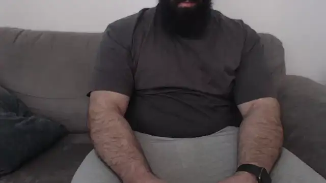 hugemachohandsome online show from April 17, 6:49 am