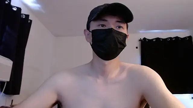 Snapshot of twbobo00715 chatting on October 19, 5:49 pm twbobo00715 online show from October 19, 5:49 pm