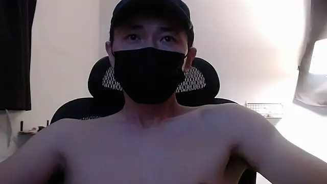 Snapshot of twbobo00715 chatting on December 10, 1:40 am twbobo00715 online show from December 10, 1:40 am