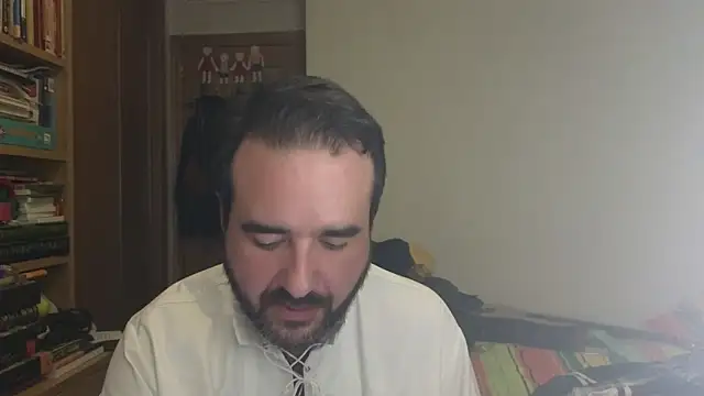 curiosillo83 online show from December 20, 8:27 pm