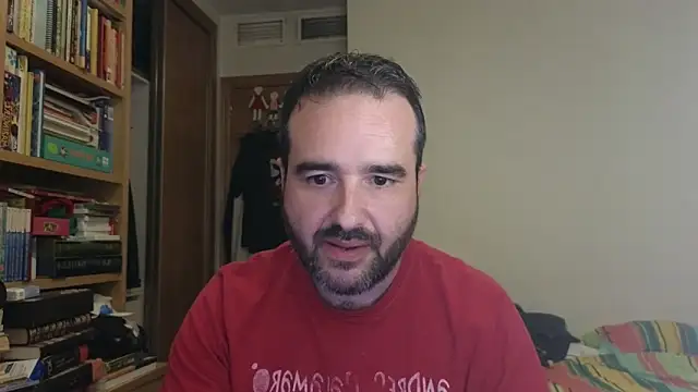 curiosillo83 online show from October 22, 2:43 pm