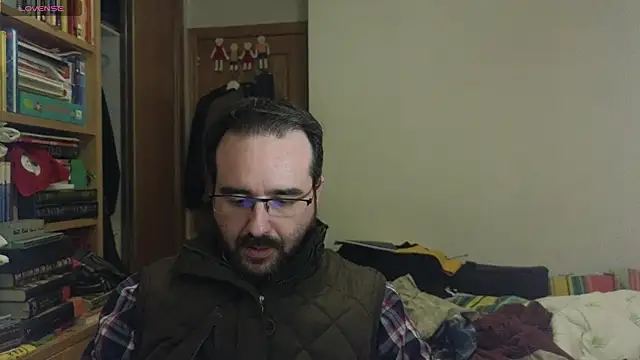 curiosillo83 online show from January 10, 3:27 pm