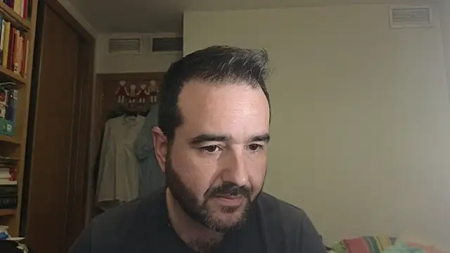 curiosillo83 online show from October 18, 4:45 pm