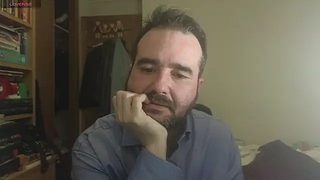 curiosillo83 online show from February 28, 3:59 pm