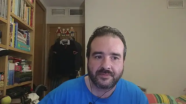 curiosillo83 online show from June 7, 2:13 pm
