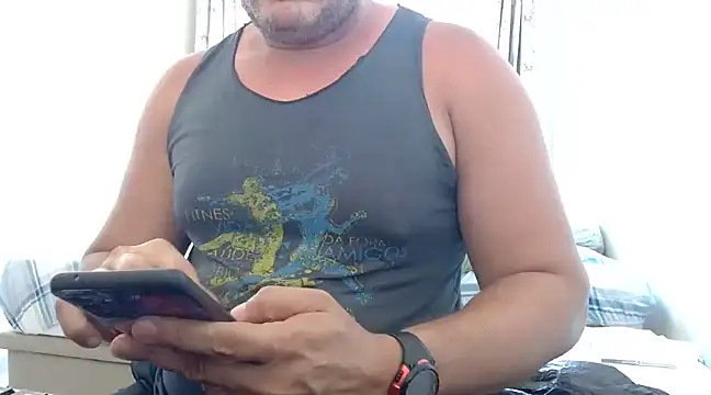 Snapshot of danilostorm7 chatting on December 2, 7:25 pm danilostorm7 online show from December 2, 7:25 pm