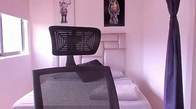 paul rogerr online show from March 19, 5:50 pm