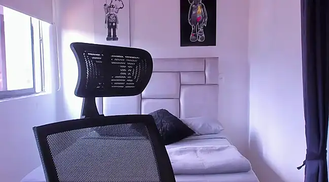 paul rogerr online show from March 8, 5:19 pm