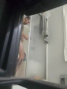 Bi curious86 online show from April 9, 12:41 am