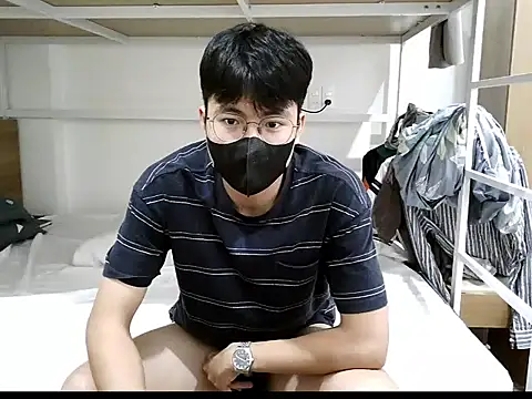 Gwencloudy online show from October 19, 8:50 am