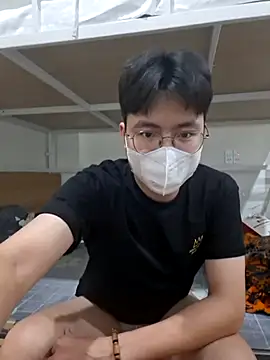 Gwencloudy online show from June 26, 6:10 pm