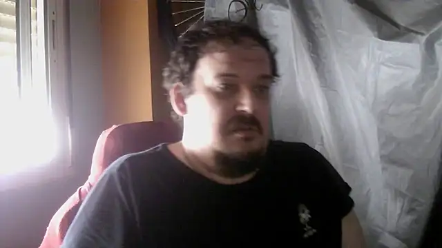 Snapshot of porkorossy chatting on October 17, 11:14 am porkorossy online show from October 17, 11:14 am