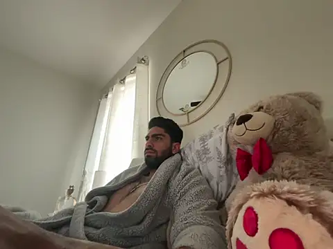 Snapshot of Carlos-195- chatting on September 18, 10:45 pm Carlos-195- online show from September 18, 10:45 pm