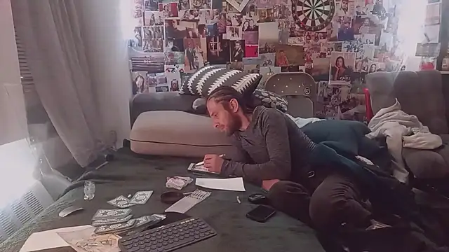 DownstairsSky online show from March 13, 6:05 am