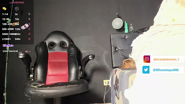 FuckHardlove online show from June 11, 3:15 am