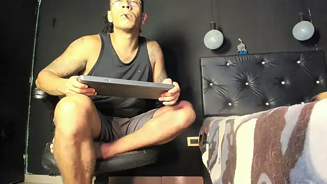 FuckHardlove online show from July 4, 12:02 am