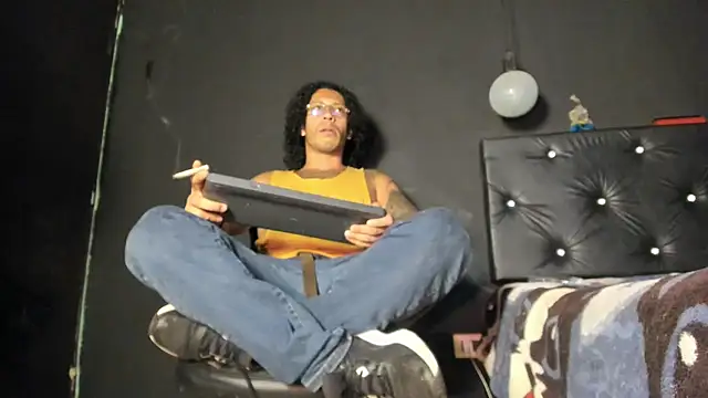 FuckHardlove online show from June 20, 4:28 am