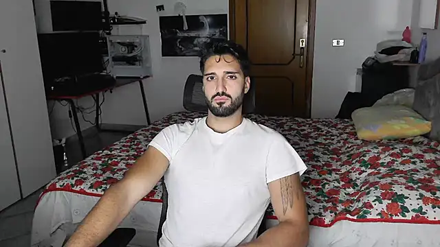 Snapshot of Alexox02 chatting on October 14, 6:48 pm Alexox02 online show from October 14, 6:48 pm