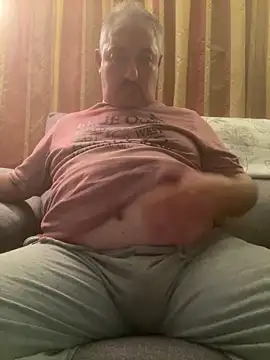 Russirayu online show from May 3, 9:50 pm