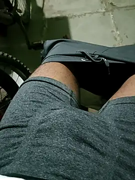 samlord261 online show from April 23, 3:03 pm