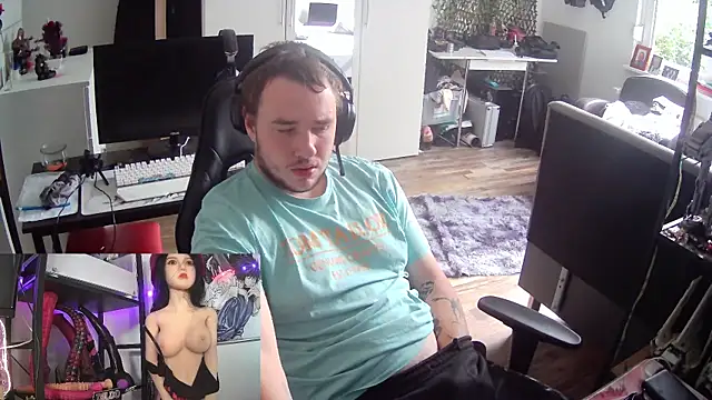 Longcock3345 online show from September 13, 10:38 am
