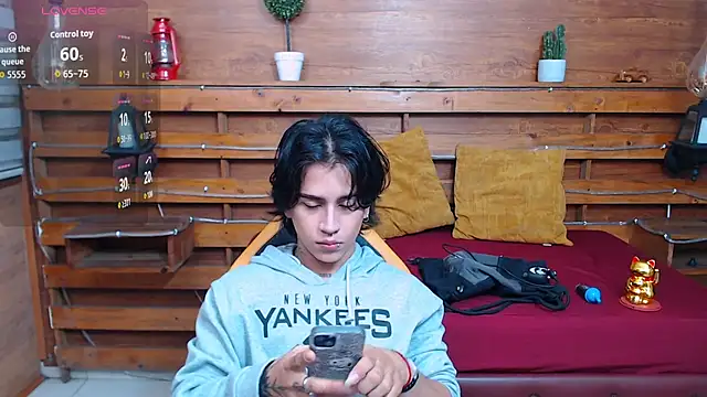alex 477 online show from May 20, 11:39 am