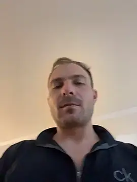 Adventurehotman online show from April 6, 9:04 pm